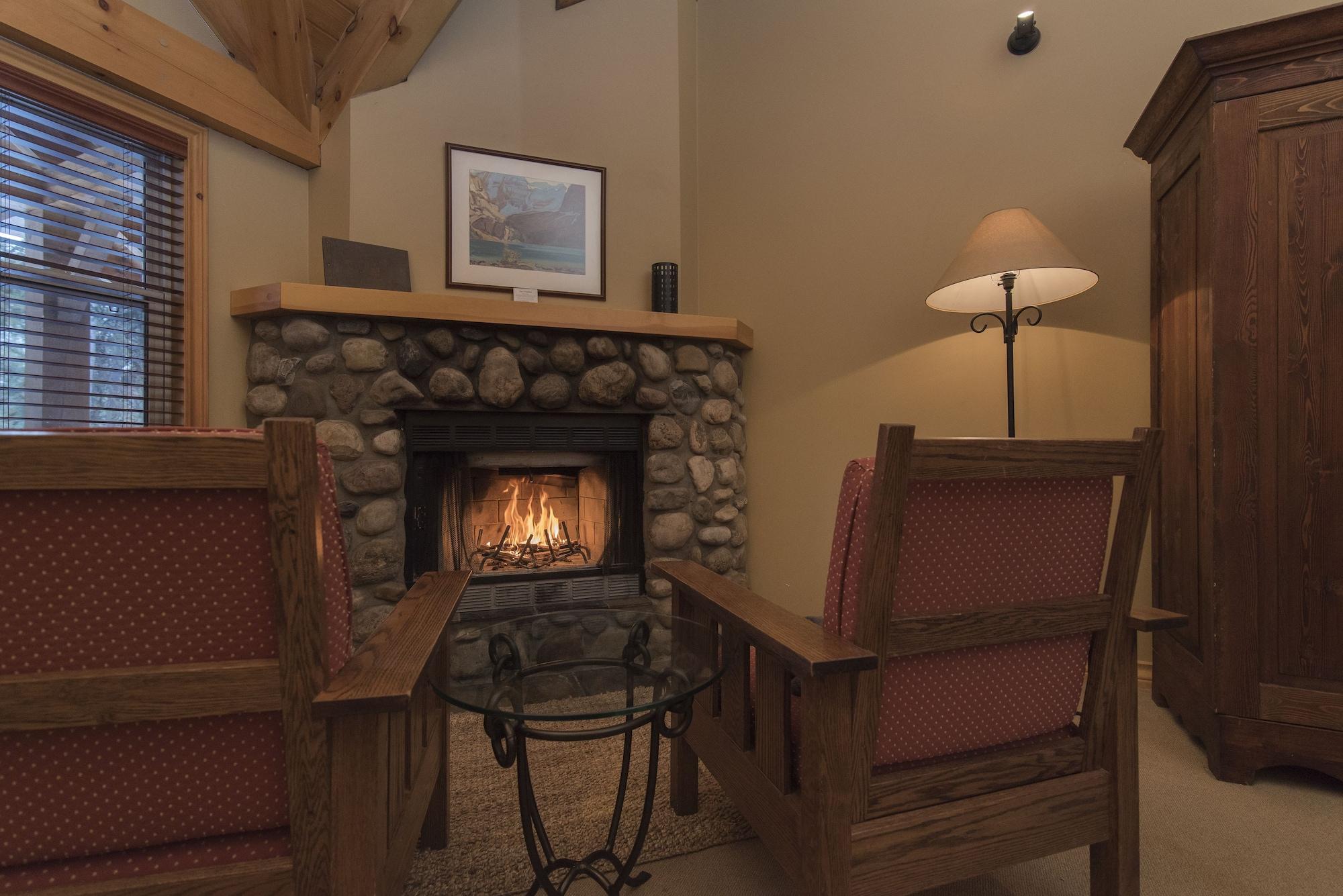 Buffalo Mountain Lodge Banff Zewnętrze zdjęcie