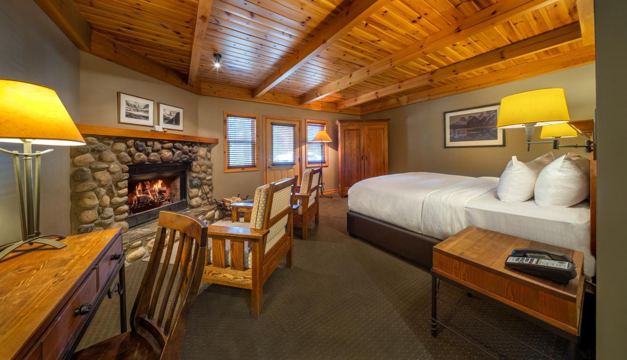 Buffalo Mountain Lodge Banff Zewnętrze zdjęcie