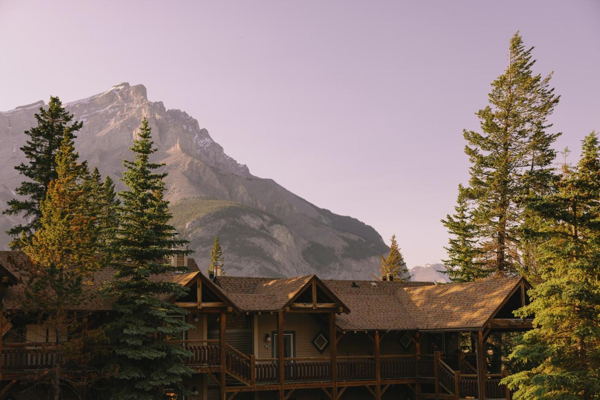 Buffalo Mountain Lodge Banff Zewnętrze zdjęcie