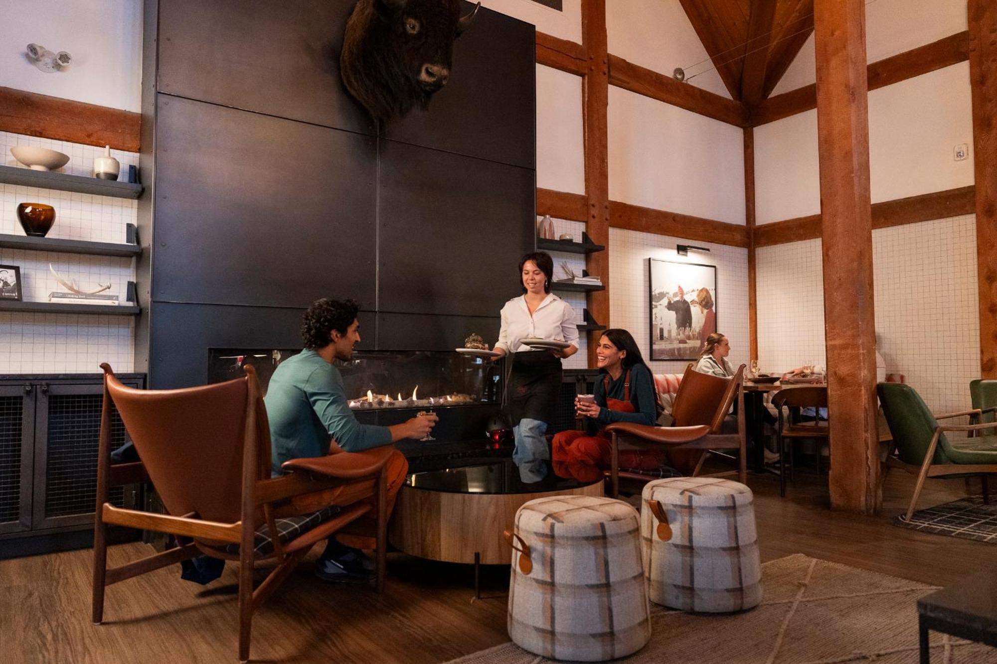 Buffalo Mountain Lodge Banff Zewnętrze zdjęcie