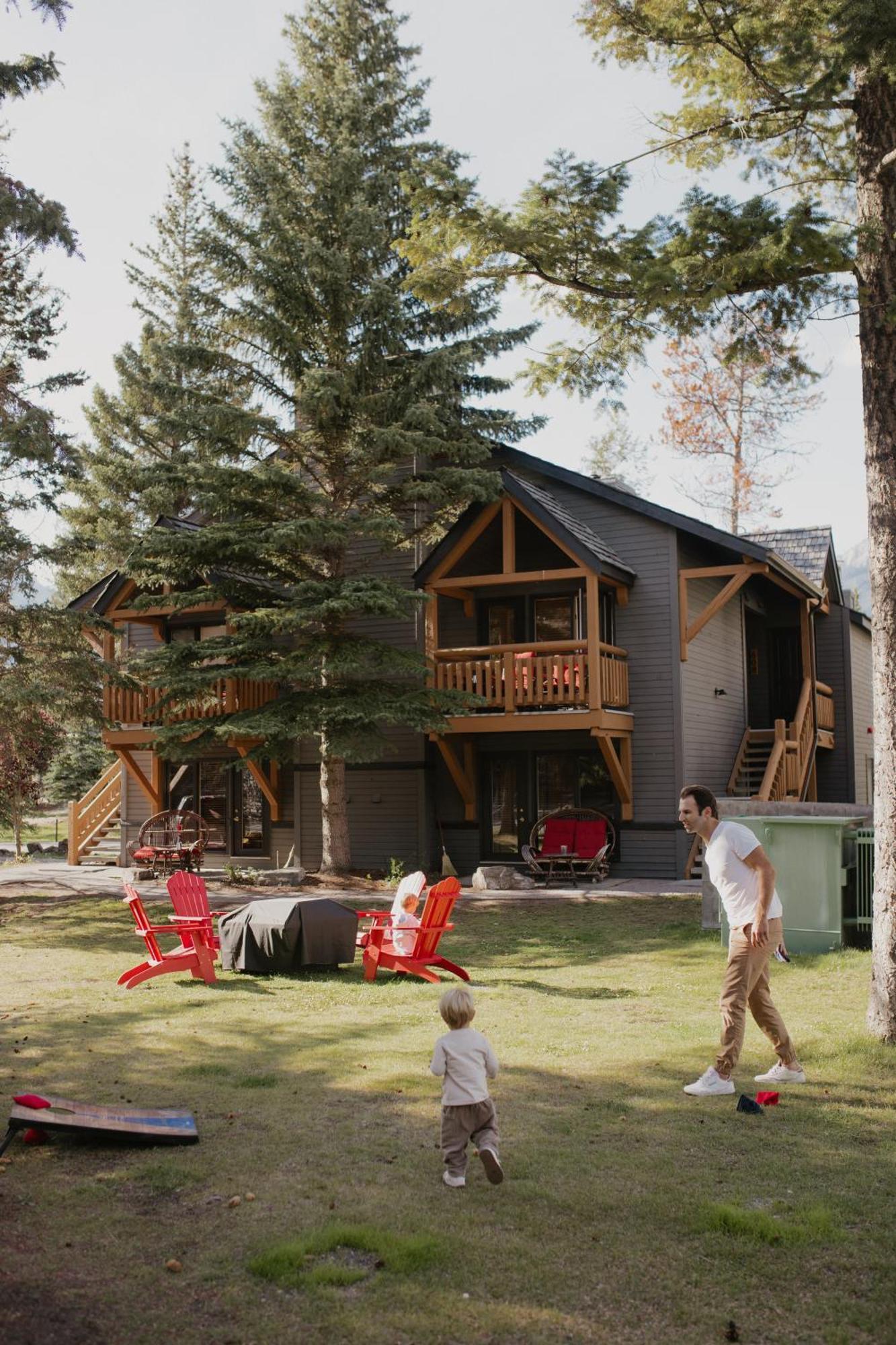 Buffalo Mountain Lodge Banff Zewnętrze zdjęcie